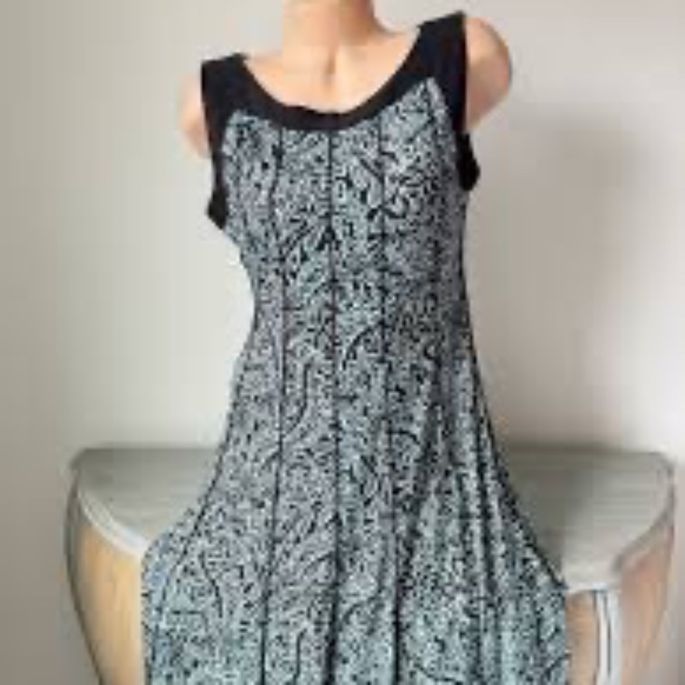 Paisley Sleeveless Dress